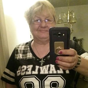 Meet your Posher, Katrina